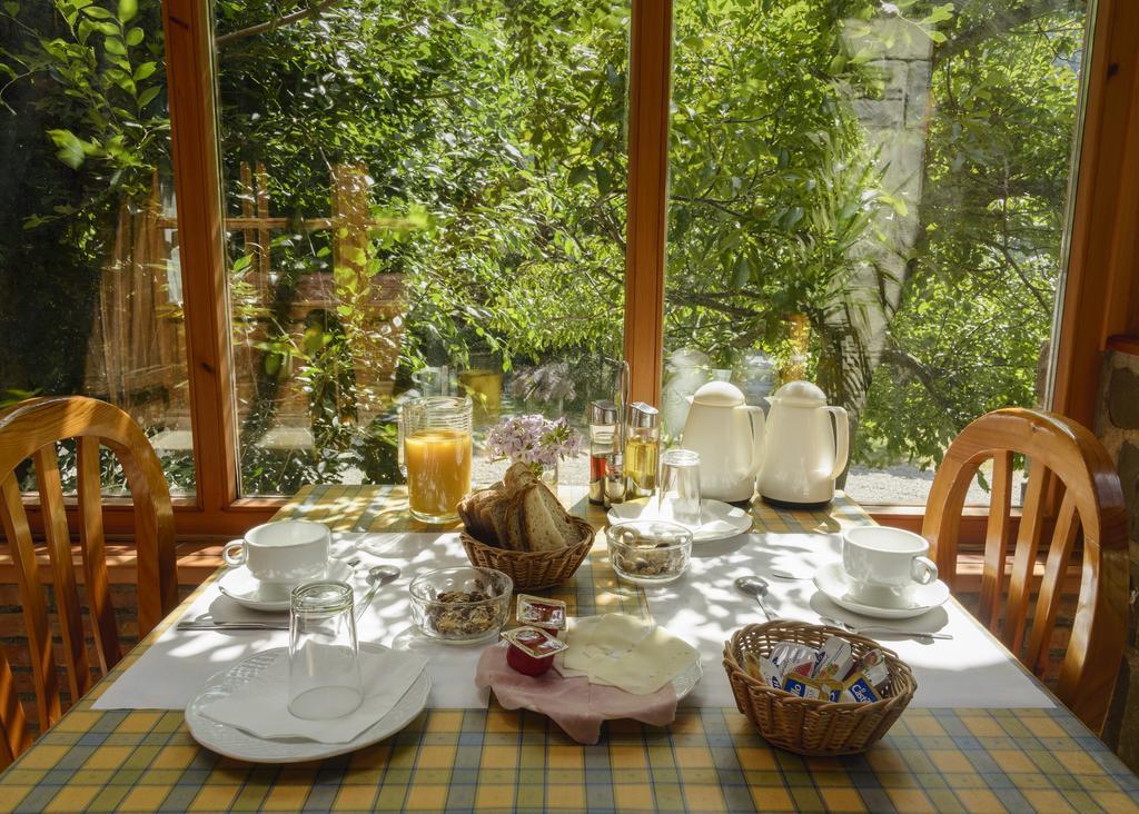 Hotel De Montana Uson Ечо Екстериор снимка